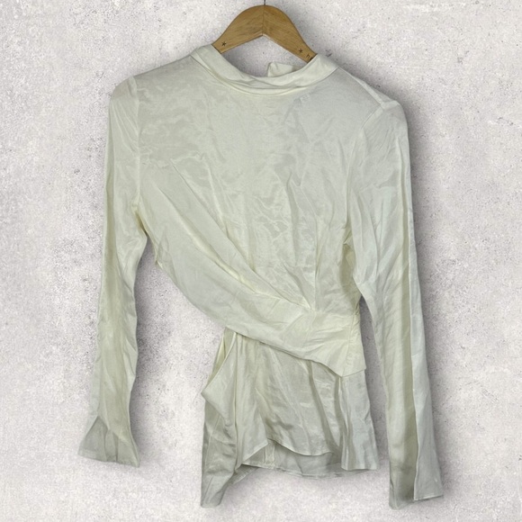 NEW TopShop Premium Long Sleeve Draped Cut Out Top Ivory White Size 6‎ Lyocell - Picture 5 of 13